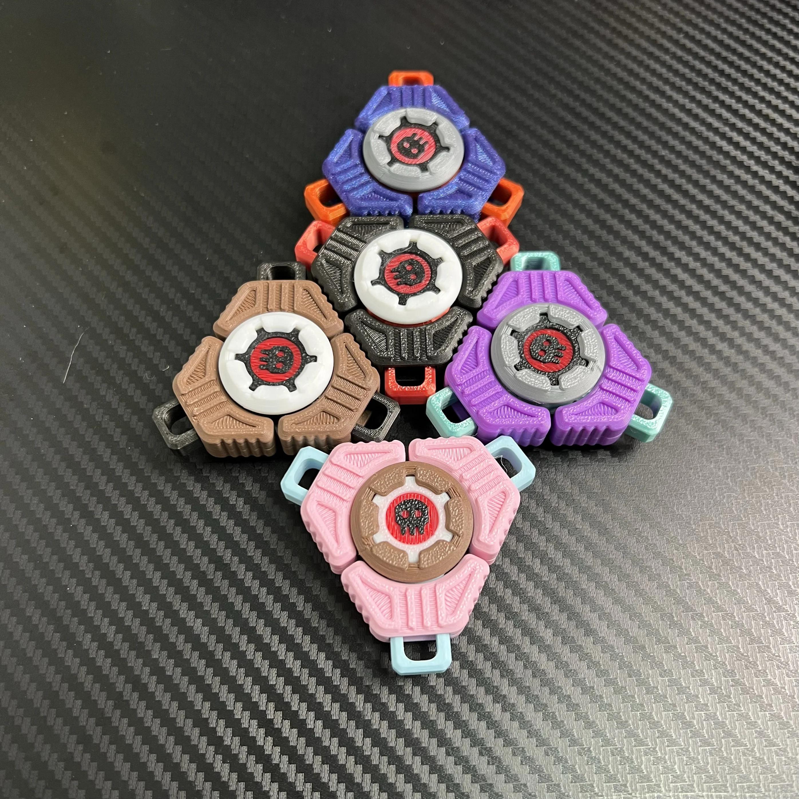 [Galaxy Iron Blood] Open a linkage three-leaf magnetic gyroscope edc deformation decompression toy 3D printing fingertip toy