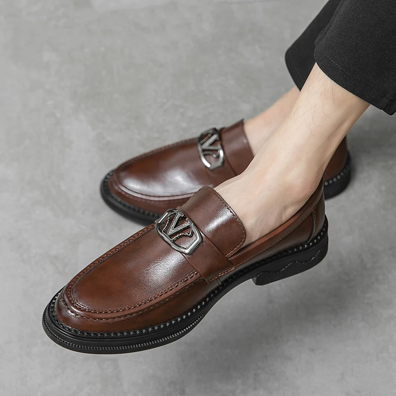 

Brand Men's leather Shoes Office Shoes Men Flats Leather wedding banquet Loafers Comfortable Business Shoes Zapatos