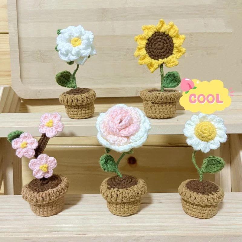 Hand Knitting Potted Plants Hand-woven Rose Sunflower Tulip Crochet Flower Auto Interior Accessories Car Decoration Ornament