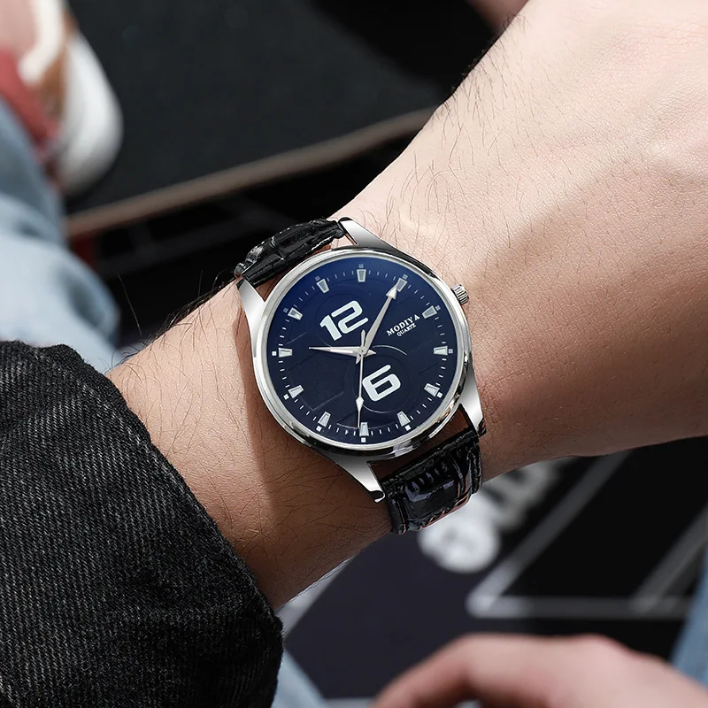 

Fashion Casual Sports Watch Luxury Brand Watches for Men Waterproof Leather Quartz Wristwatch Business Men Relogios Masculinos