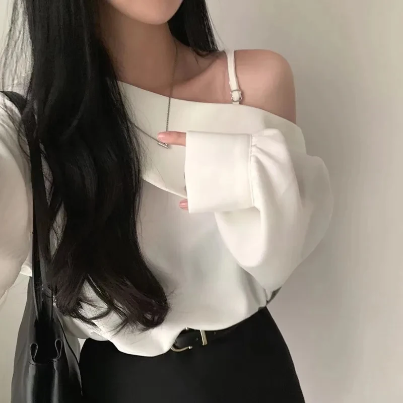 Sexy Skew Collar Off Shoulder Blouse Women Elegant Long Lantern Sleeve Shirt Sweet White Tops Spring Autumn Loose Clothes 8353