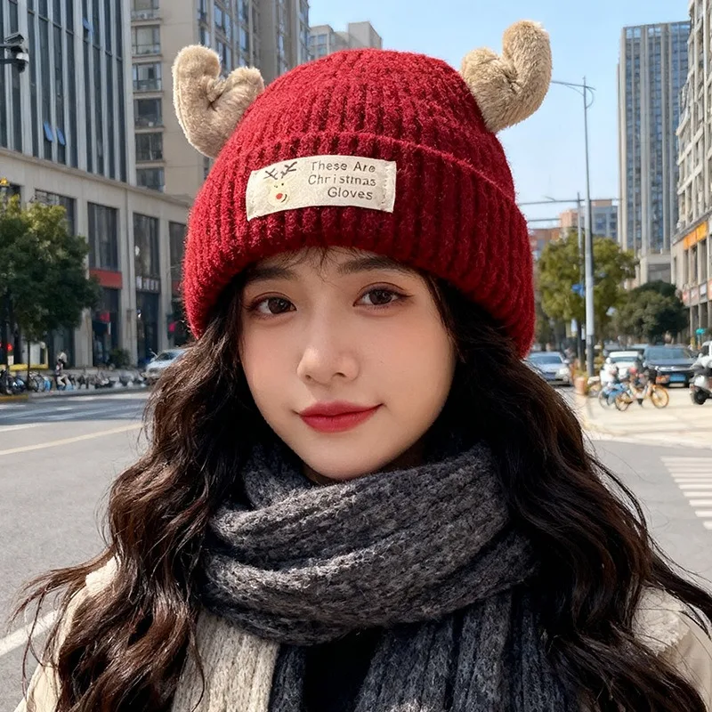 

Симпатичная рождественская вязаная шерстяная шапка с рогами для женщин на осень и зиму, теплая защита ушей, морозостойкая вязаная шапка на голову