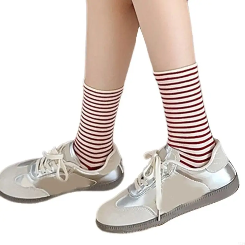 573B Women Japanese Korean Colorful Striped Cotton Middle Tube Socks Harajuku Aesthetic Students Athletic Middle Calf Socks