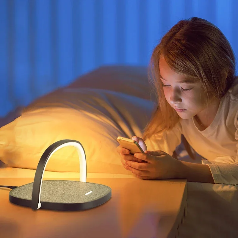 Durable Bedside Desktop Mini Desk Lamp 10W Wireless Fast Charging Mobile Phone Holder Creative Fabric Night Light