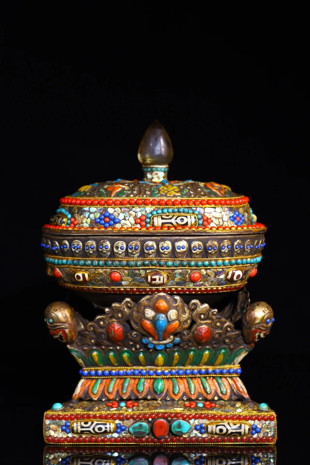 

9"Tibetan Temple Collection Old Gabala Bowl Mosaic Gem gZi Beads Skull Head Vajra pattern Kapala Bowl Worship Hall Town house