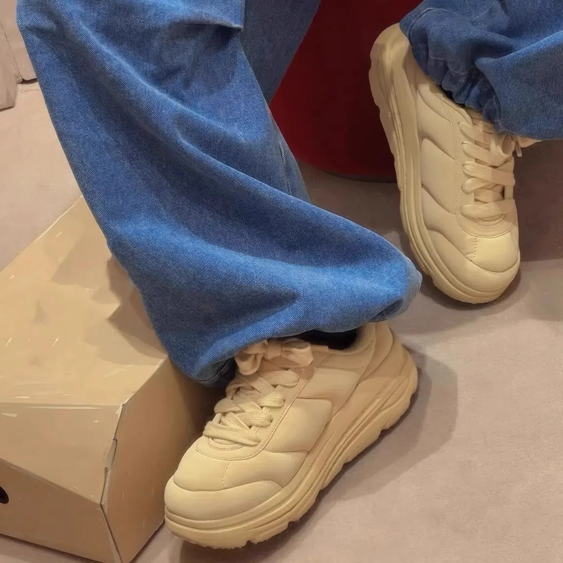 أحذية رياضية مكتنزة كاجوال عصرية جديدة عالية الجودة، أحذية مشي مريحة برباط ونعل سميك وخفيفة الوزن #1