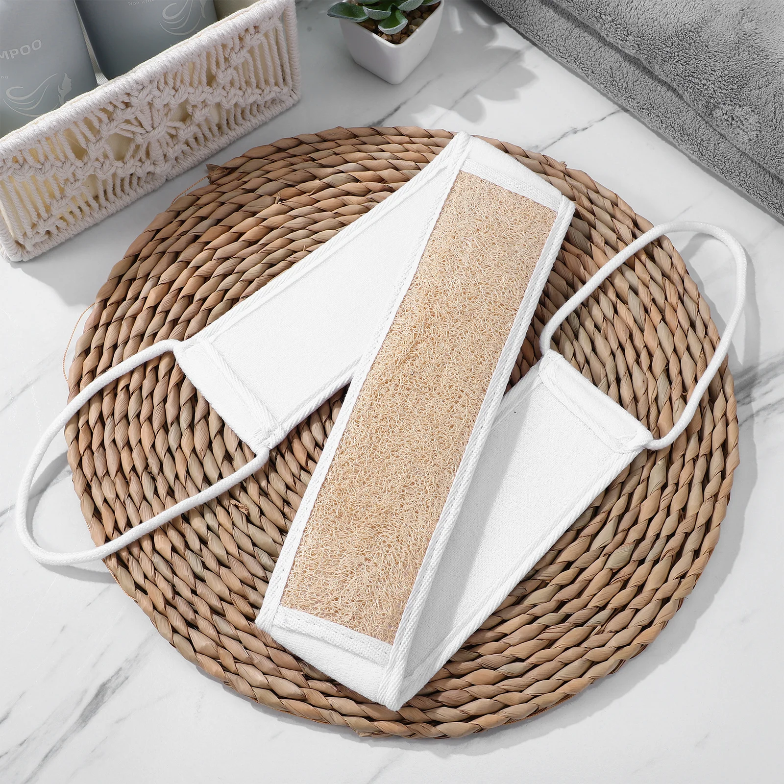 

2Pcs Natural Loofah Back Scrubber Set Gentle Exfoliating Body Scrubber for Shower with Handle Dual-Side Wash Cloth for Men and