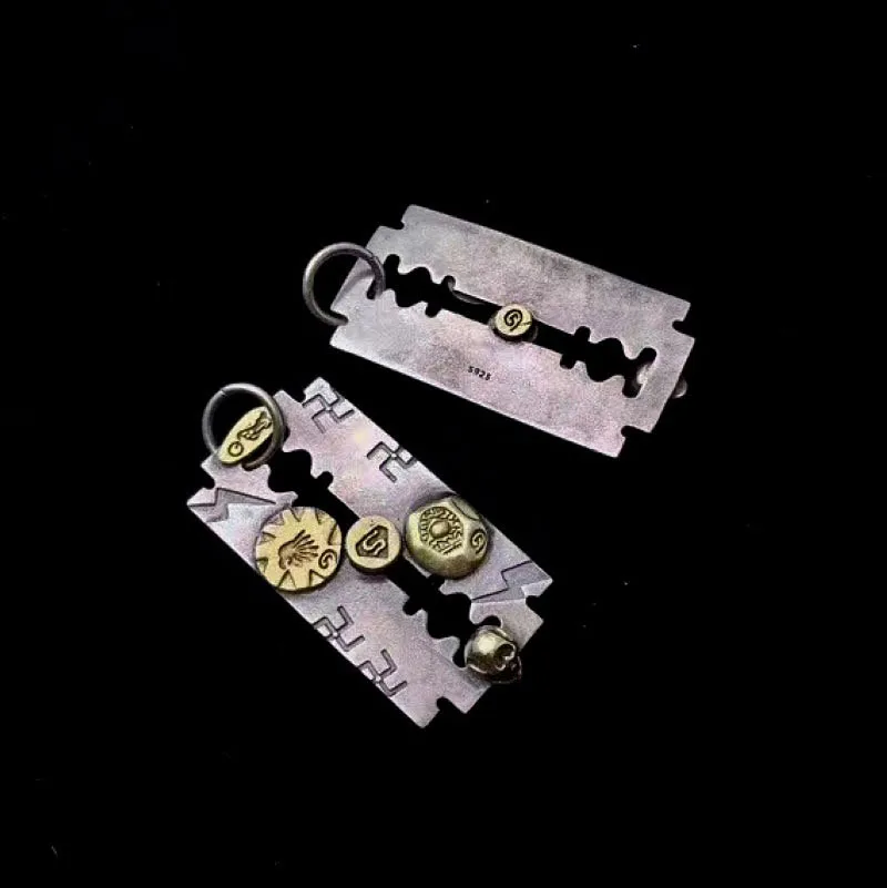 Female retro creative pure silver skull pendant necklace, punk funny Japanese samurai pendant, male personality accessory view 2