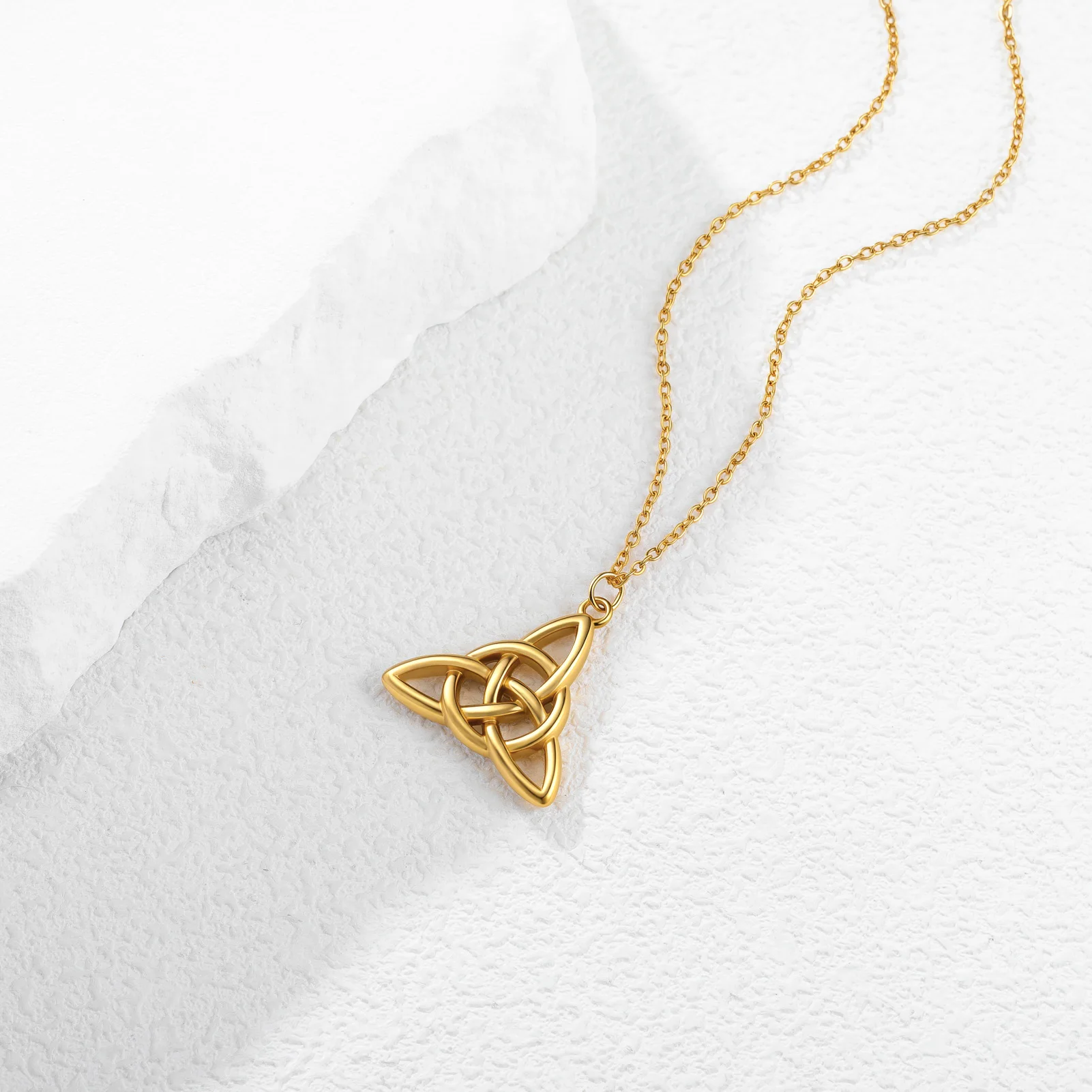 Vintage Trinity Irish Knot Necklace For Women Men Stainless Steel Gold Color Pendant Black Rope Amulet Triquetra Jewelry Gift