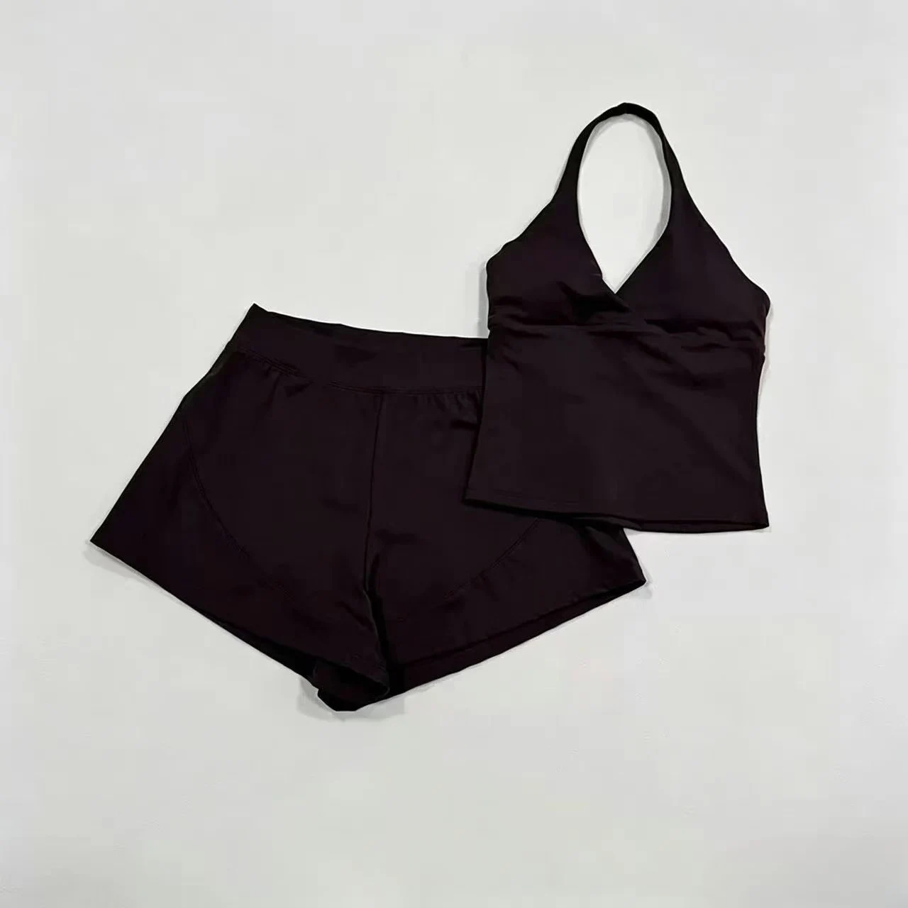 New 2piece Nakedness feeling sports vest and shorts. Suitable for outdoor sports, Pilates, fitness and yoga Set of clothes