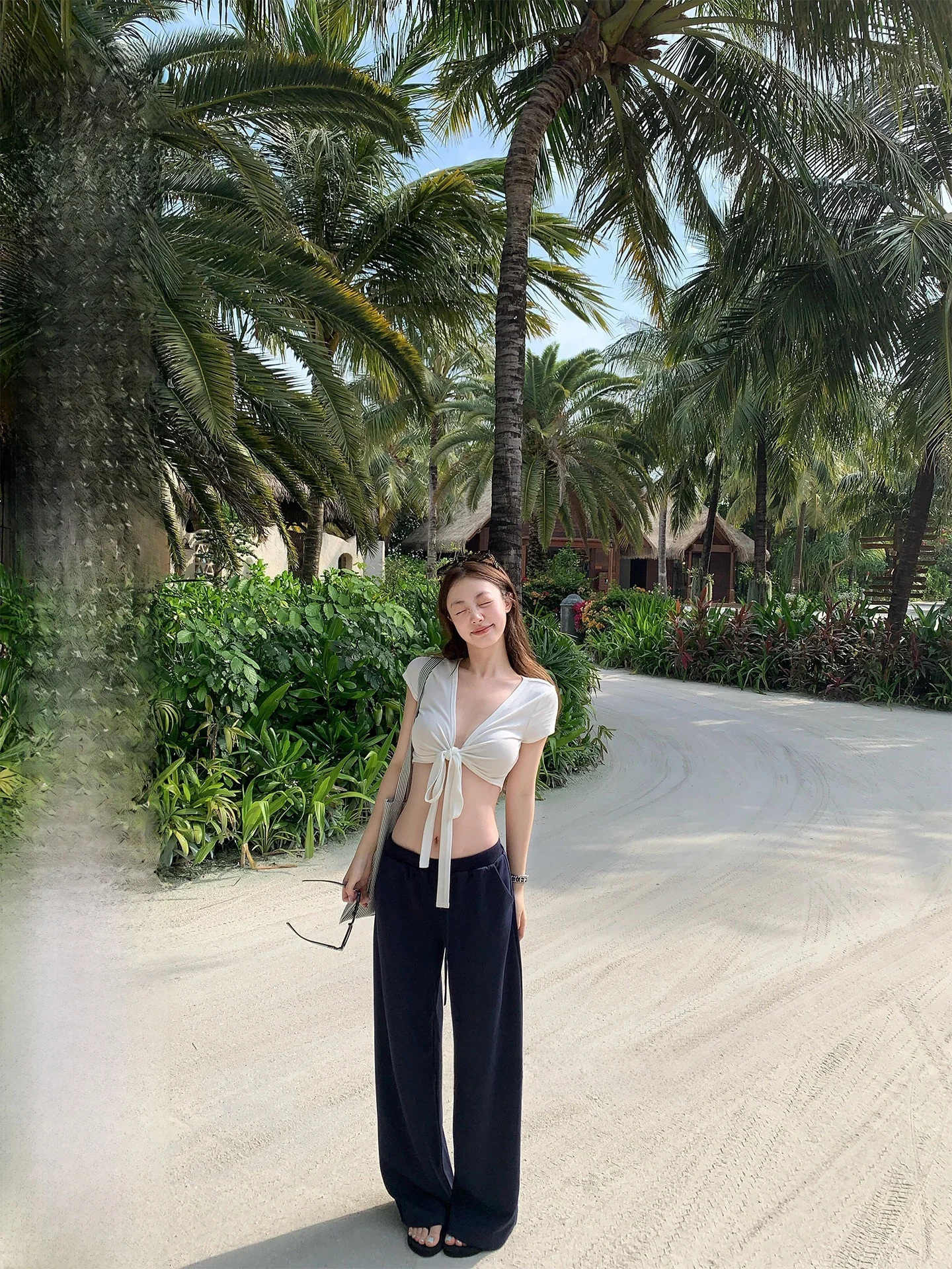 

Женский комплект Bankelili: свободные брюки с широкими штанинами и топ с V-образным вырезом на завязках, повседневный, комфортный, из модала, для весны и лета