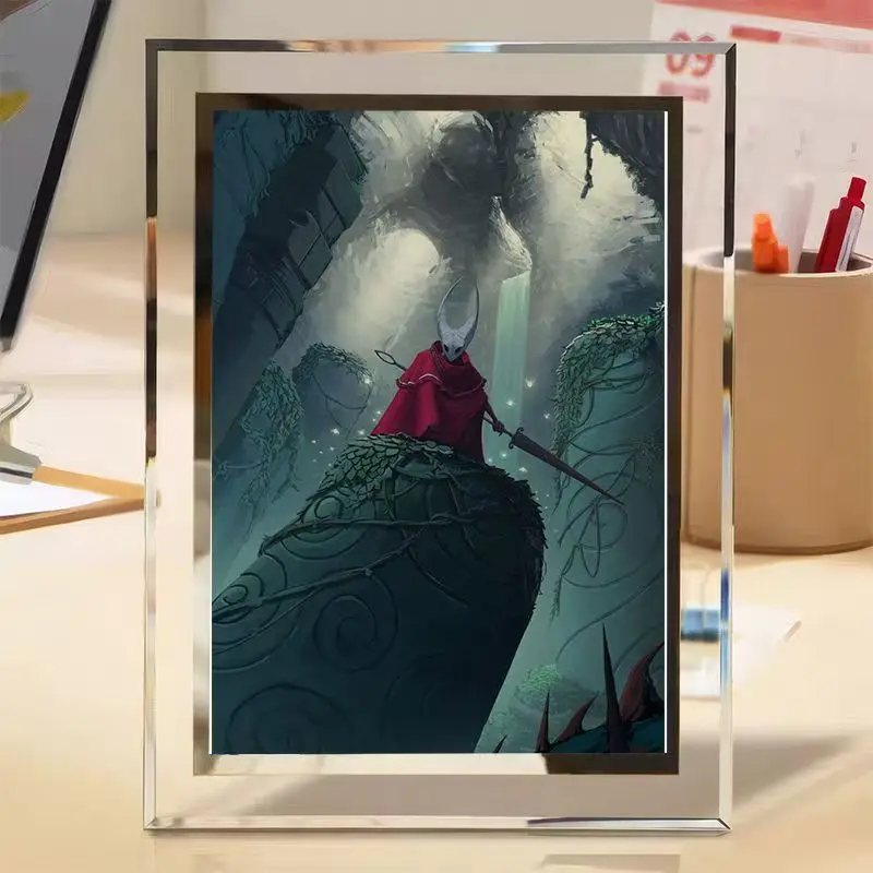 

7-дюймовая фоторамка из хрустального стекла Hollow Knight Silksong Game с фотографией, подходящая для украшения комнаты, подарок на Хэллоуин и Рождество