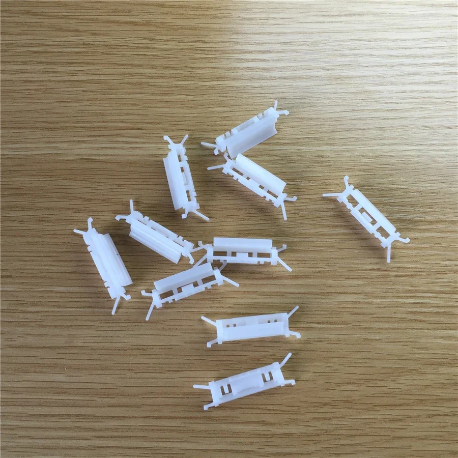 For 5pcs for Mitsubishi Motors Lioncel Roof Trim Snaps / Ling Yue V3 Fixed Roof Tank Card / Chutes White Card Free Shipping