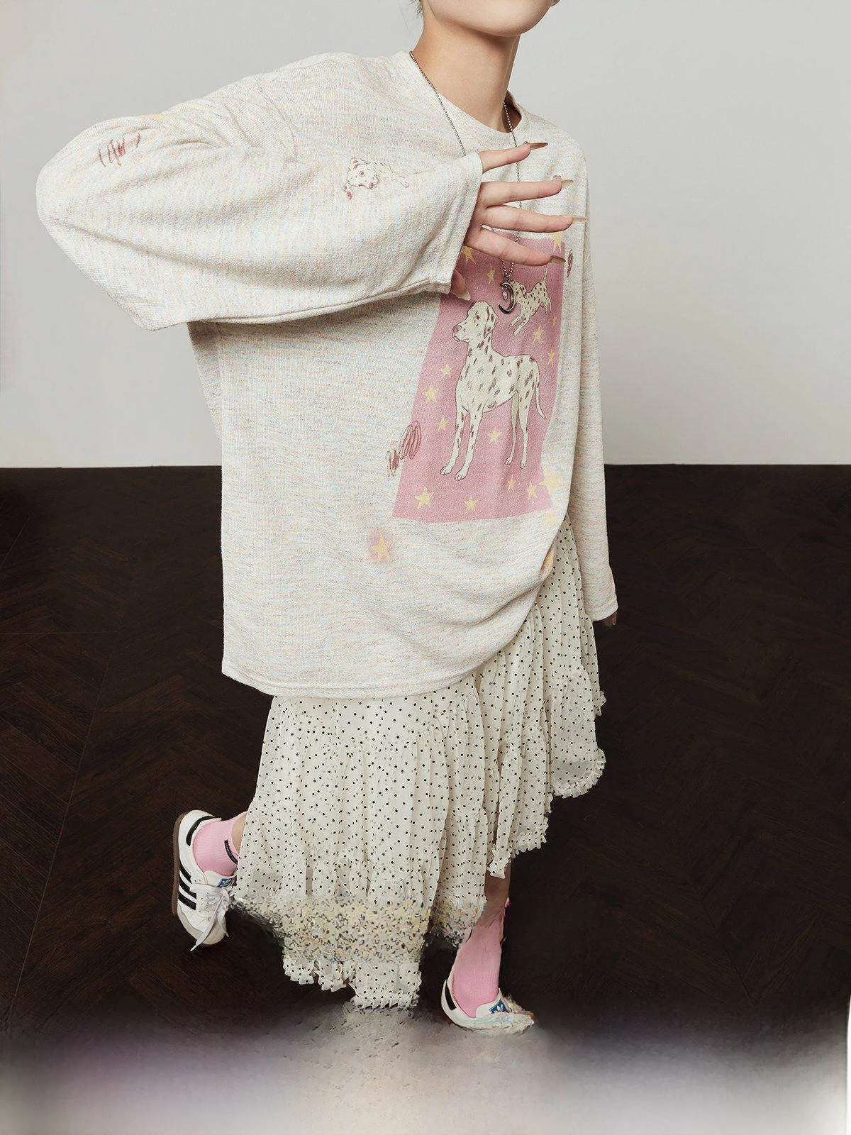 

Loose Women's Pink Spot Floral T-irt Spring 2026 New Sle Lazy Sle Long Sve Top by Zhou Li Wu