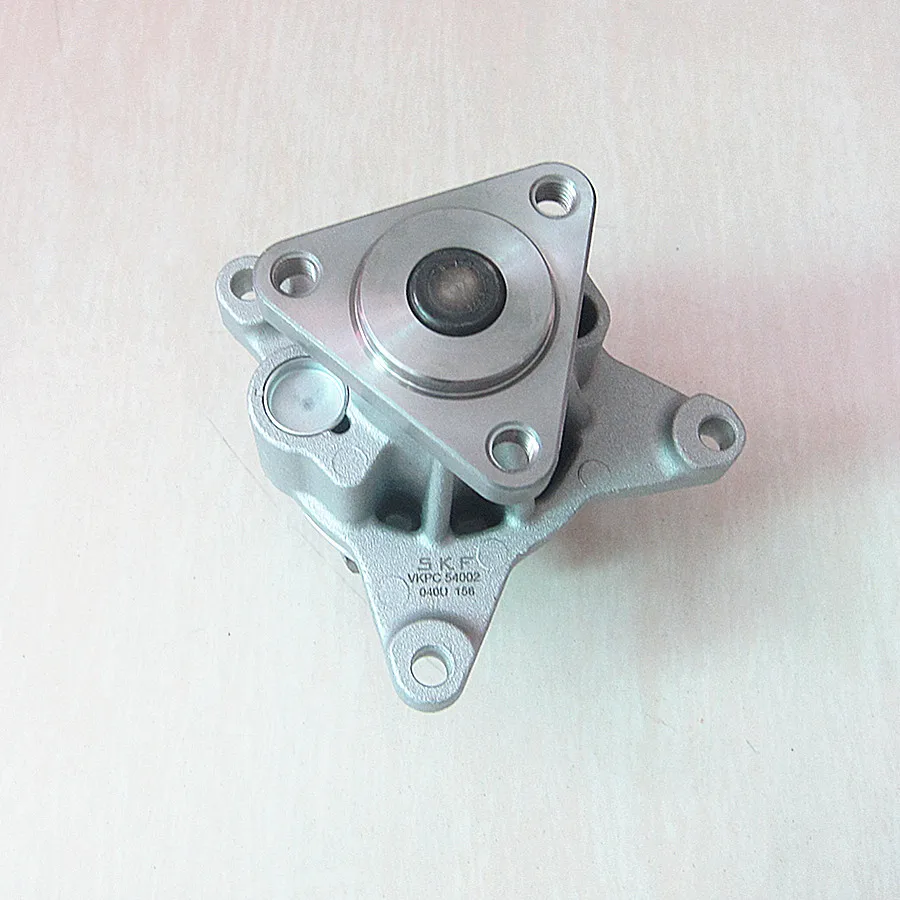 Car accessories engine cooling system LF01-15-100 SKF water pump for Focus Mondeo Mazda 3 CX7 MIATA  Mazda 6 2.0 2.3 Trubite