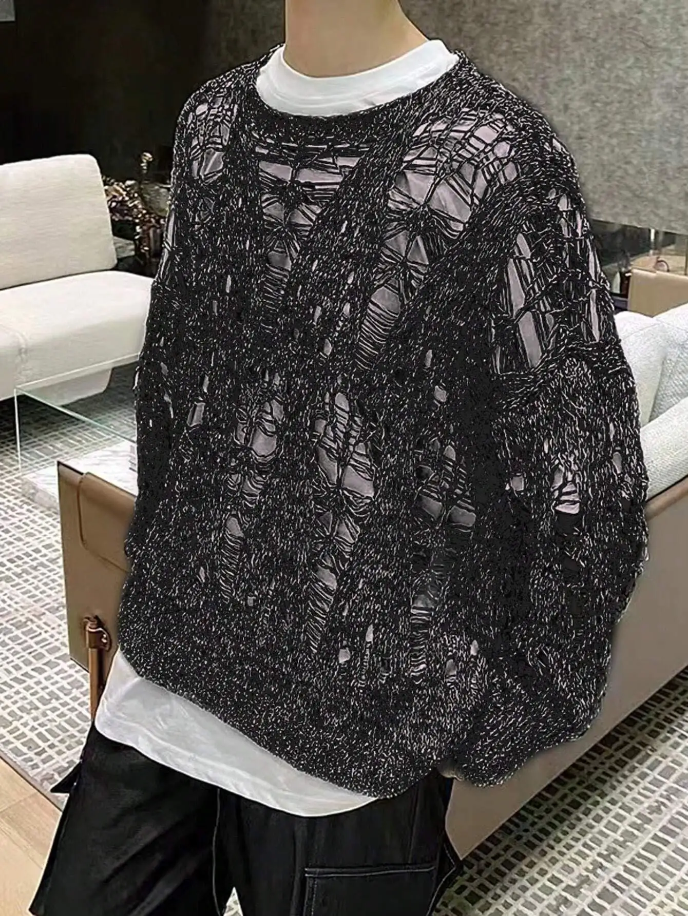 

Men's Black Open-Knit Drop Shoulder Long Sleeve Sweater for Fall Casual Wear