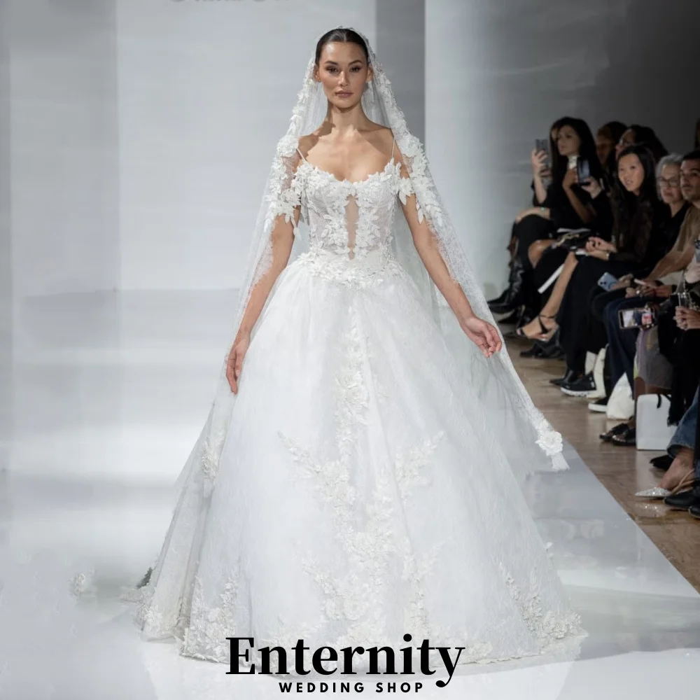 Robes De mariée personnalisées à lacets, col rond, sans manches, pour femmes, charmantes, simples, avec des appliques en dentelle, robes De mariée