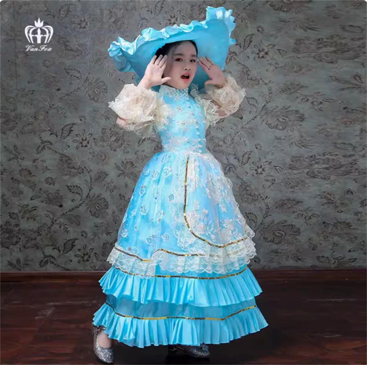 

Children's performance costume, parent-child costume, photo shoot, friends gathering, European court costume, girl