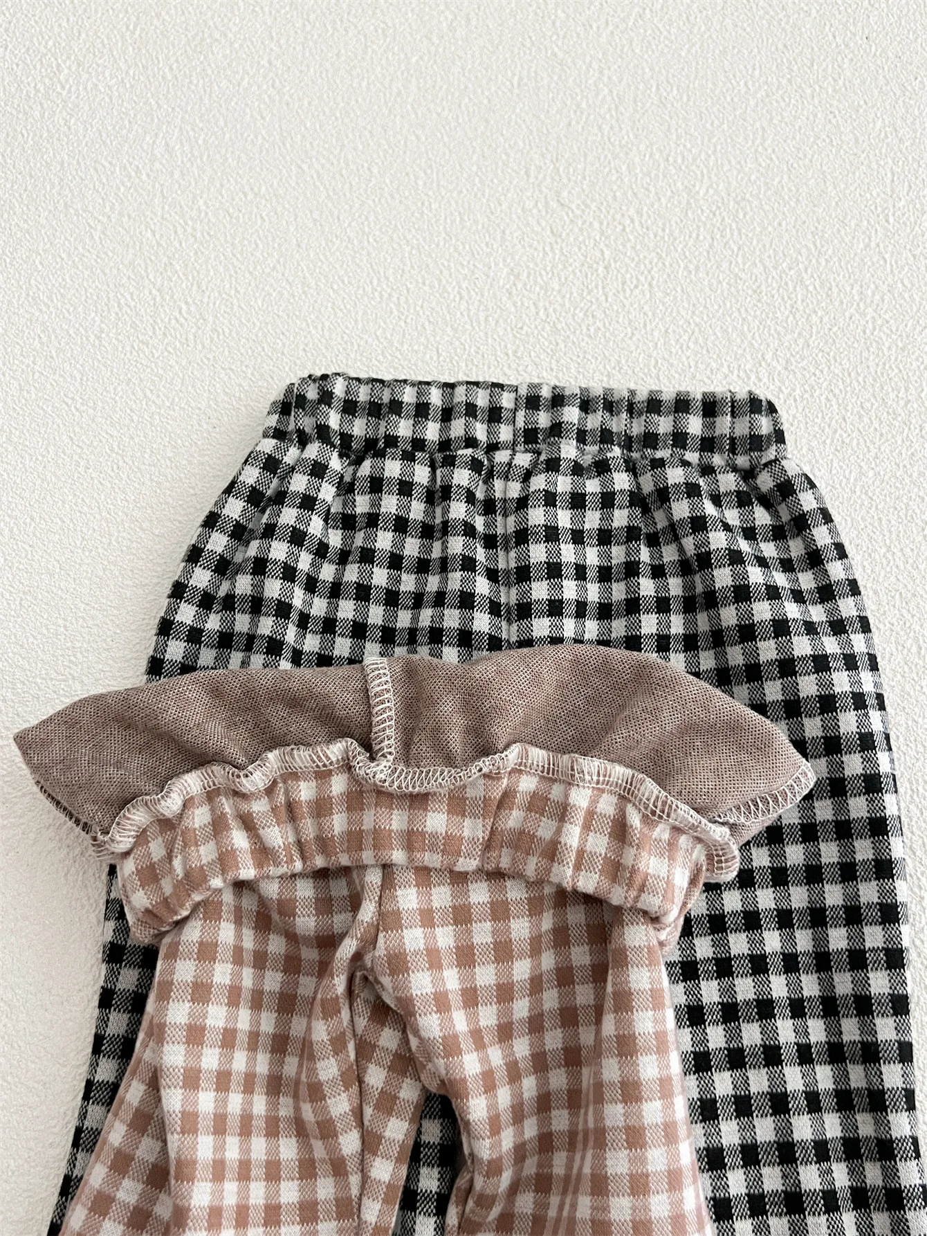 2025 Autumn New Baby Loose Trousers Cotton Girls Cute Plaid Lace Flared Pants Infant Toddler Versatile Casual Pants Kids Clothes