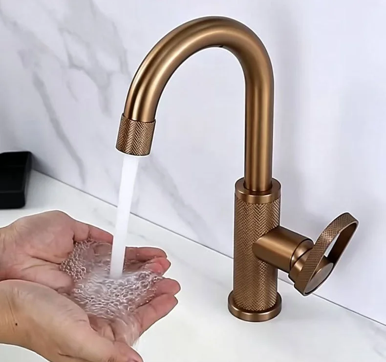 Brush Rose Gold Bathroom Sink Faucet Hot and Cold Crane Carved Basin Faucet Sink Faucet Single Handle Water Tap