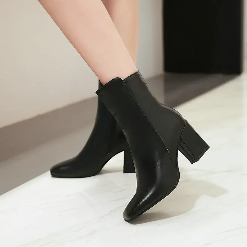 2024 New Women Side Zipper Мартин Cапоги Comfortable Ankle Boots Fashion Shoes Black Red White Square Heel Ladies Boats 32-43