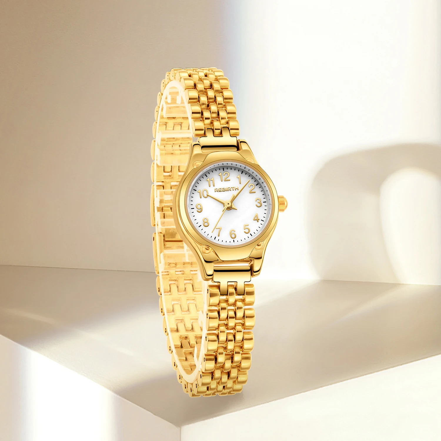 Ladies Exquisite, Compact, Elegant and Versatile Quartz Watch