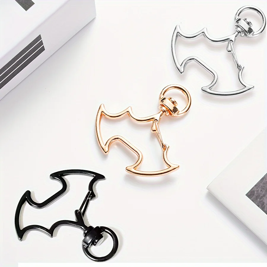 سلاسل مفاتيح مطلية ملونة على شكل خفاش، أبازيم جراد البحر، أبازيم للكلاب، المعلقات المصنوعة يدويًا المطلية بالرش، أبازيم زخرفية