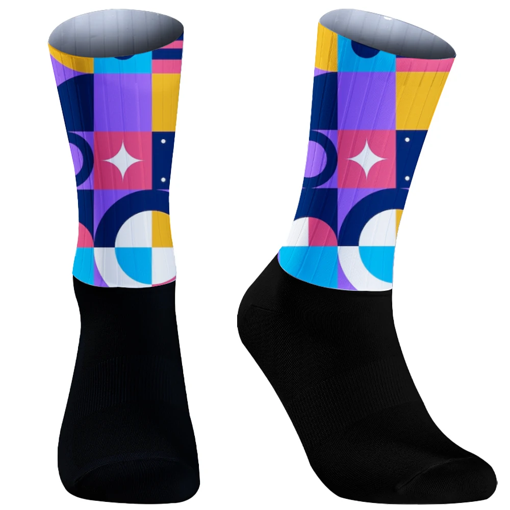 Chaussettes tube moyen pour hommes, chaussettes de cyclisme, streetwear Harajuku, mode respirante, chaussettes de sport, 2024