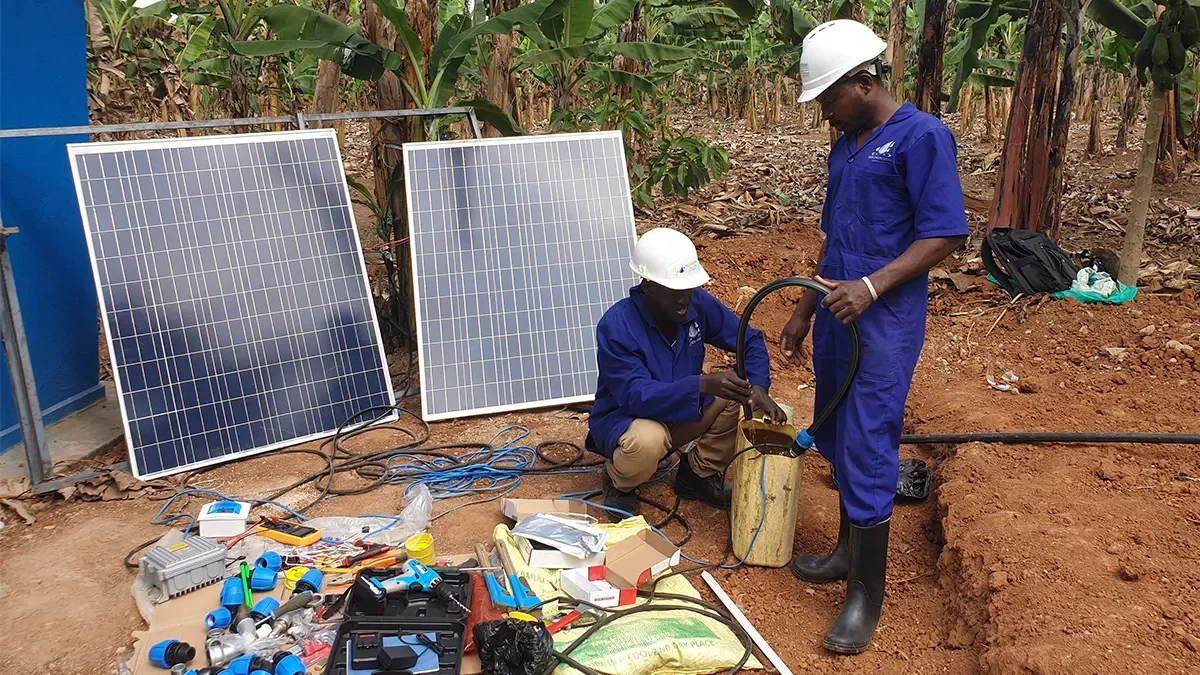 التيار المتناوب تيار مستمر تعمل بالطاقة الشمسية بئر المياه مضخة نفاثة Bombeo الشمسية Directo Para Riego 2 HP الزراعة مضخة رش الضغط الغاطسة