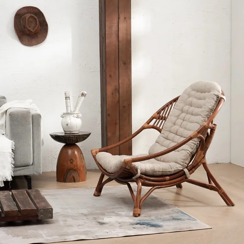 Mittelalterlicher Stil, Retro, Rattanstuhl, natürlich, echtes Rattan, einzeln, Freizeit, Rückenlehne, Zuhause, kleine Wohnung