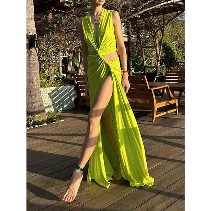 CGS-Damenkleid, hohles langes Kleid, hohles Twist-Schlitzsaum, tiefer V-Ausschnitt, enges, unregelmäßiges Kleid