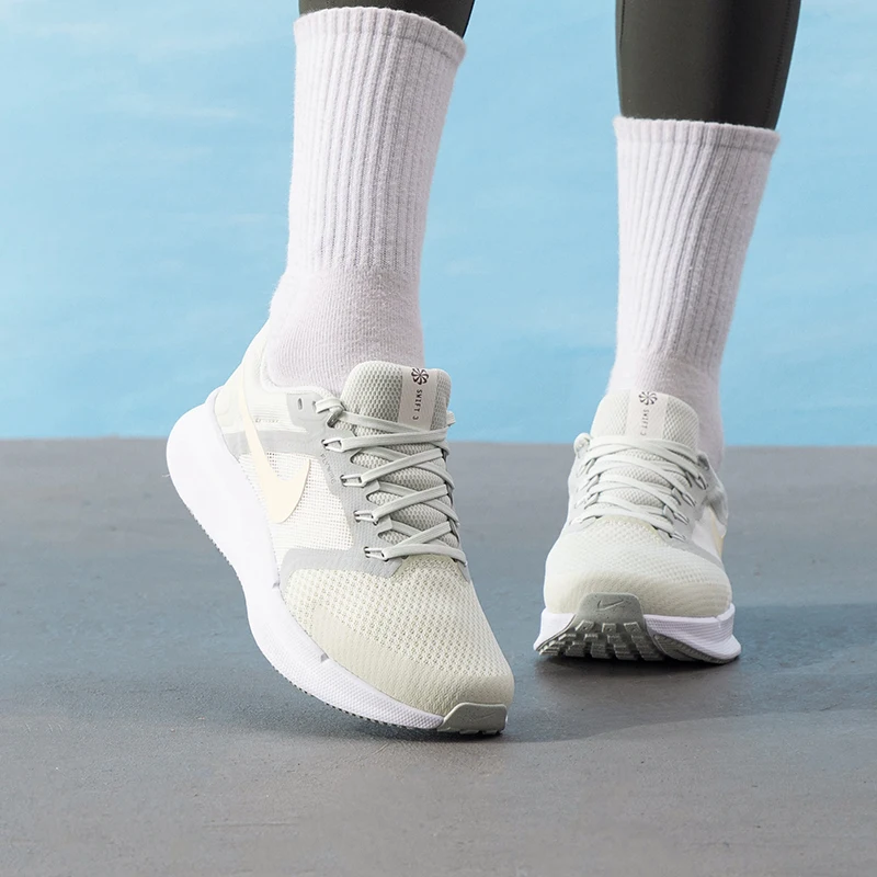 

Женская спортивная обувь Nike Run Swift 3, амортизирующие кроссовки для бега по шоссе, дышащая обувь для фитнеса и тренировок, повседневная обувь для путешествий и поездок на работу Dr2698-013