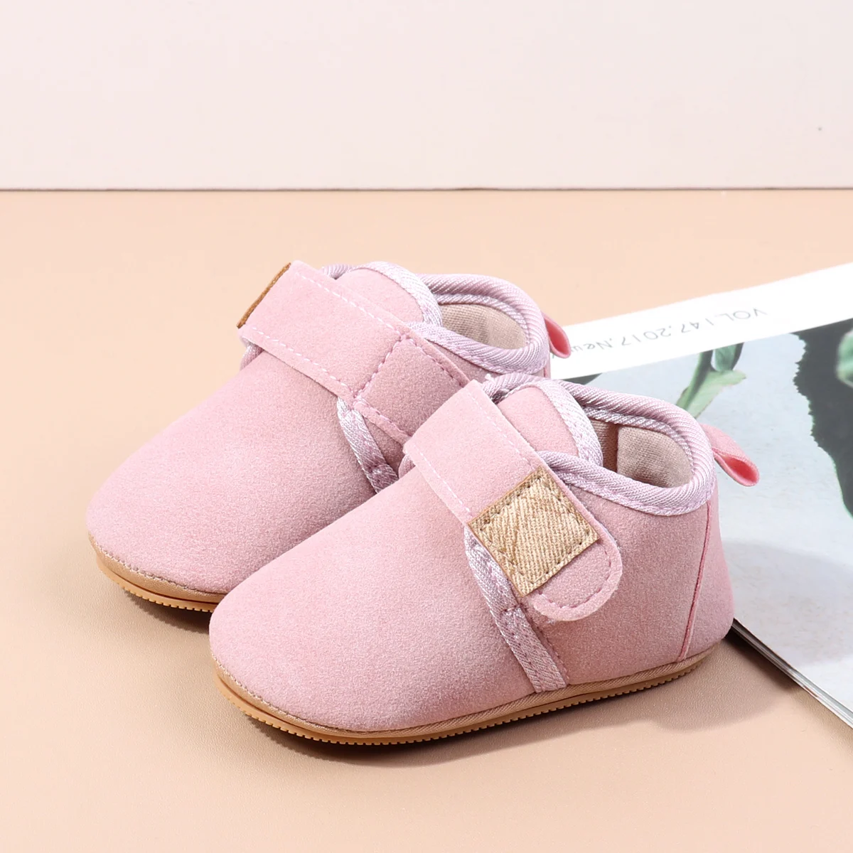 Scarpe da bambino autunnali in tinta unita con suola in gomma morbida adatte sia per ragazzi che per ragazze Scarpe da passeggio per bambini di taglia bambino