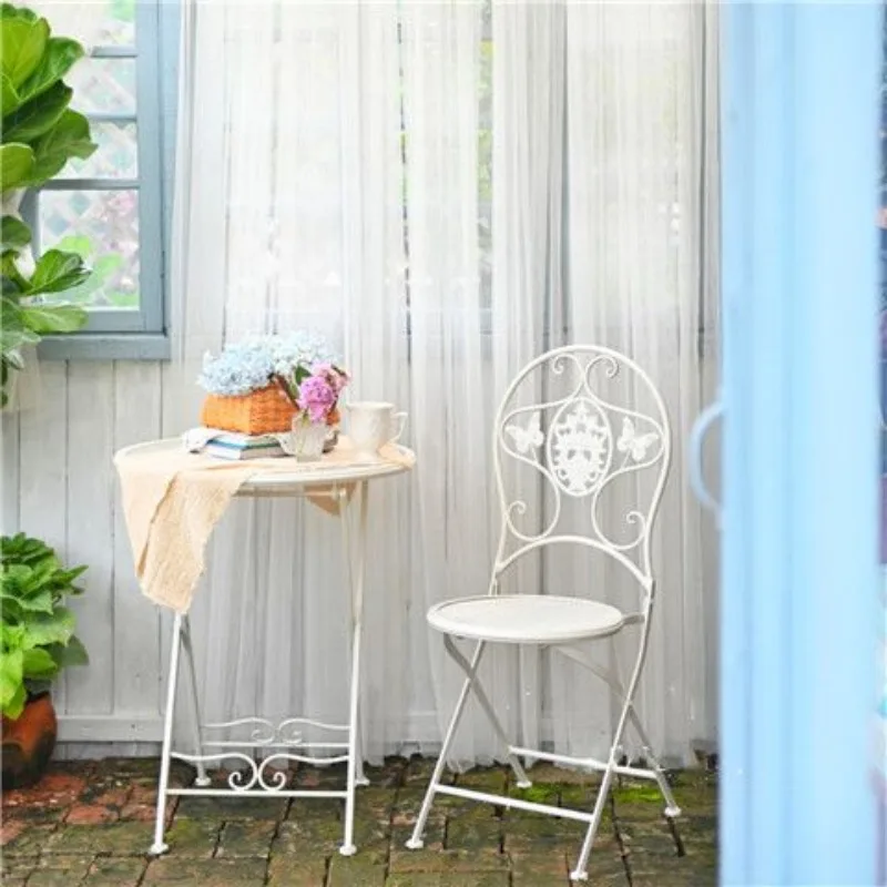 European Style Small round Table Wrought Iron Folding Table And Chair Set for Courtyard Garden Outdoor Living Space