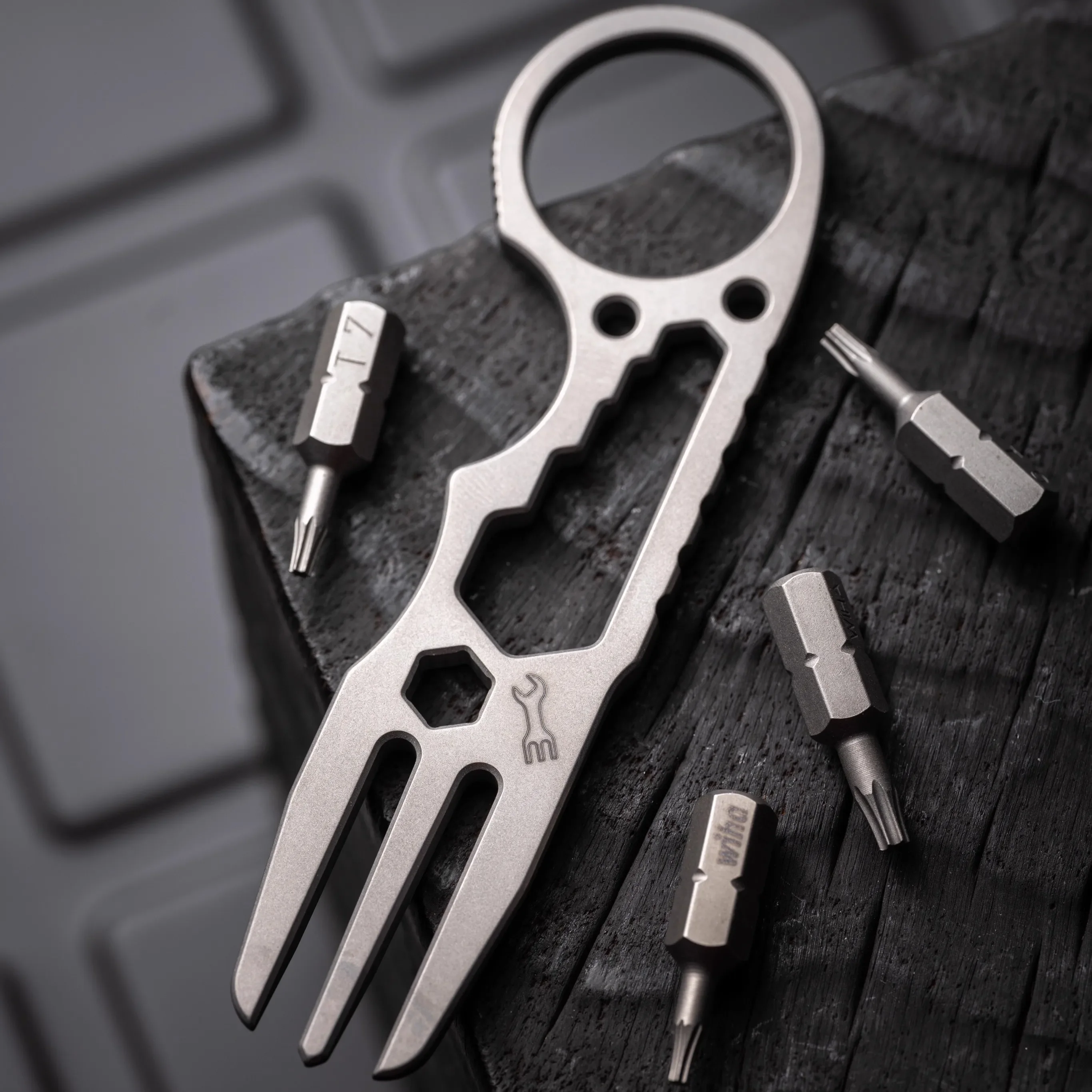 High-quality Moyeworks WorkForks  Titanium Alloy EDC Fork Multifunction Tool
