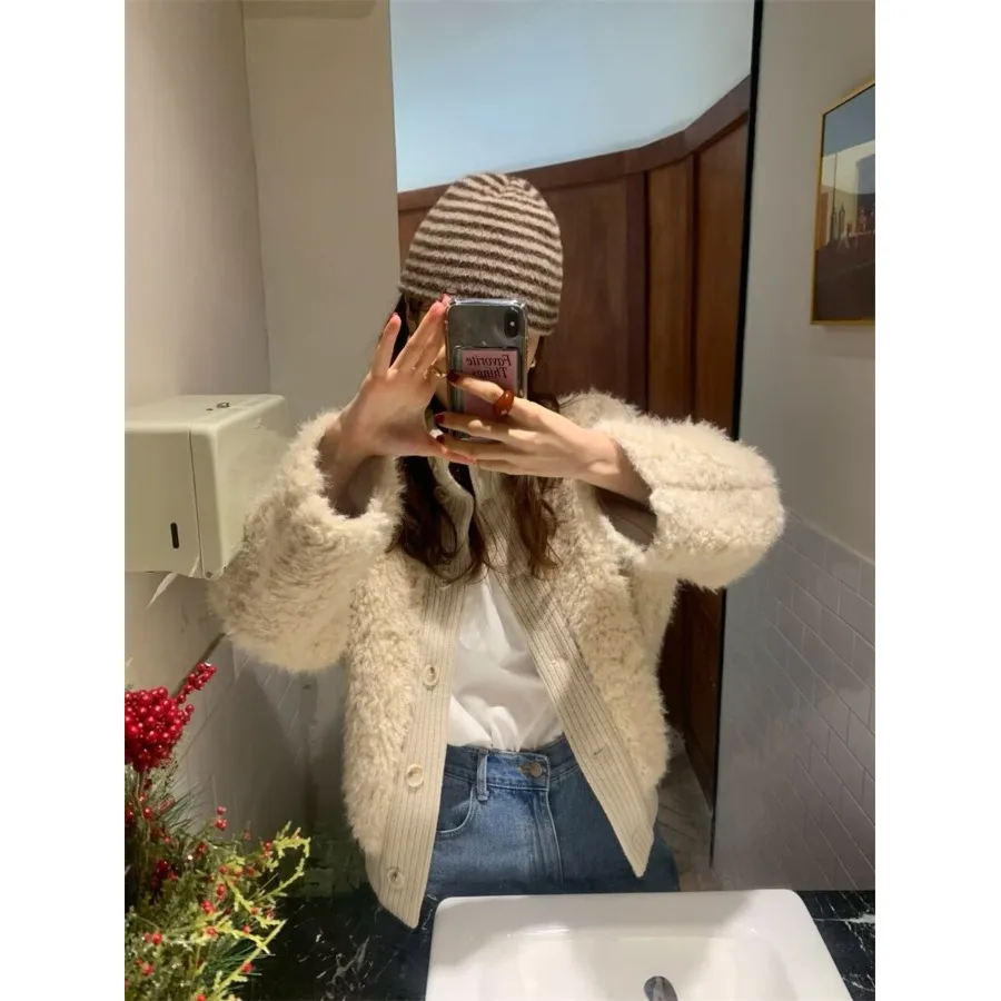 

Retro Sle Lamb Fur Collar Thiened Cotton Jaet Loose Fit Women's ort Coat Button Closure Long Sve Cold oulder