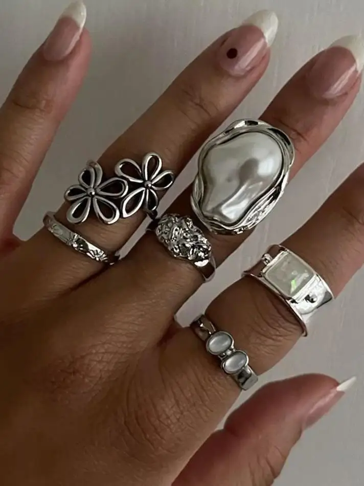 

Модное ретро-кольцо с жемчугом для женщин, трендовое открытое кольцо на указательный палец, массивное квадратное кольцо в повседневном стиле