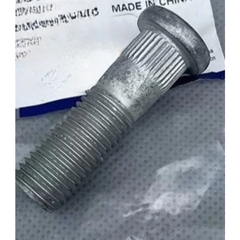 For Baojun 730 560 530 510 610 310 W RS3 5 7 Tire Screws Nuts Bolts 4