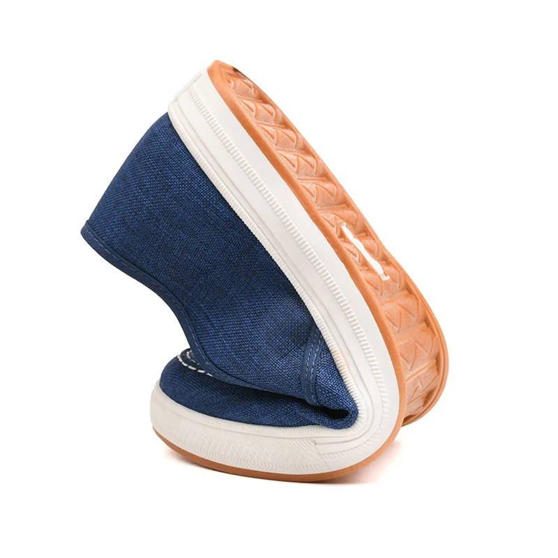 Sapato de lona casual masculino, tênis de slip-on, sapatilha macia, respirável, calçado preto claro, moda masculina, primavera, 2024