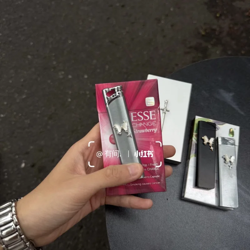Metal Fashion Butterfly Inflatable Lighter Windproof Jet Powder Flame Mini Outdoor Portable Lighter Cigarette Accessories Gift