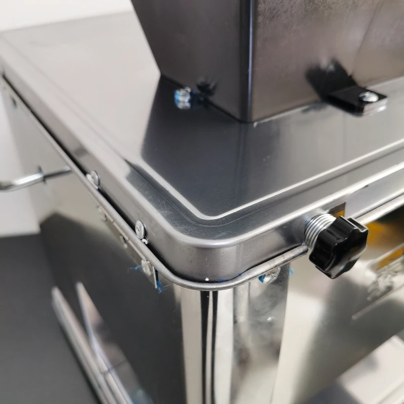 Industrial Simulating Hand Pulling Chicken Cutting Shredder Cooked Pork Chicken Beef Meat Pulled Pork Shredding Machine