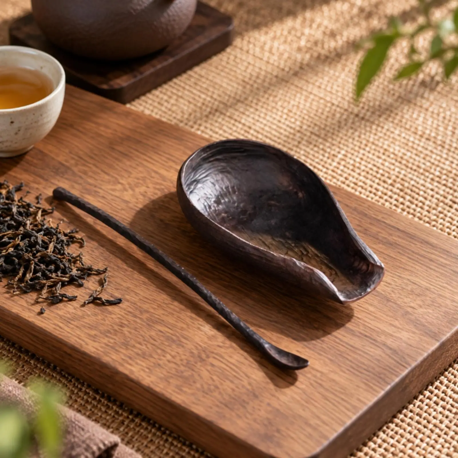 Wooden Tea Box with Scoop Hand-Textured Violet Sandalwood Tea Box Set Natural Wood Grain Compact
