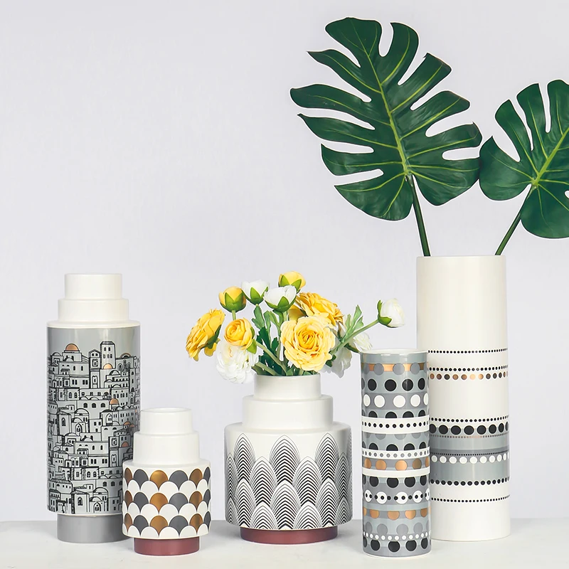 

Geometric line polka dot ceramic vase, living room TV cabinet dining table flower arrangement ornament