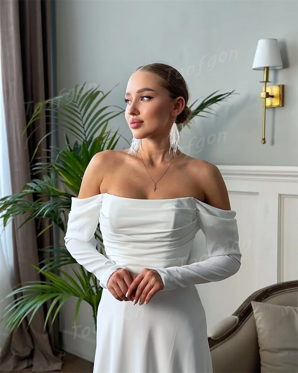 Toofgon Off Shoulder Silk Satin A Line Wedding Dresses Long Sleeves Pleats Beach Bride Gown Backless Long Party Gowns Customized