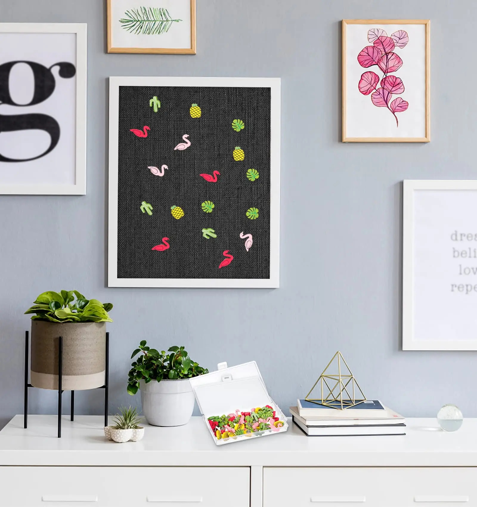 Pequeno Push Pin Storage Box, Material de Escritório, Tamanho Compacto, 50 Pcs