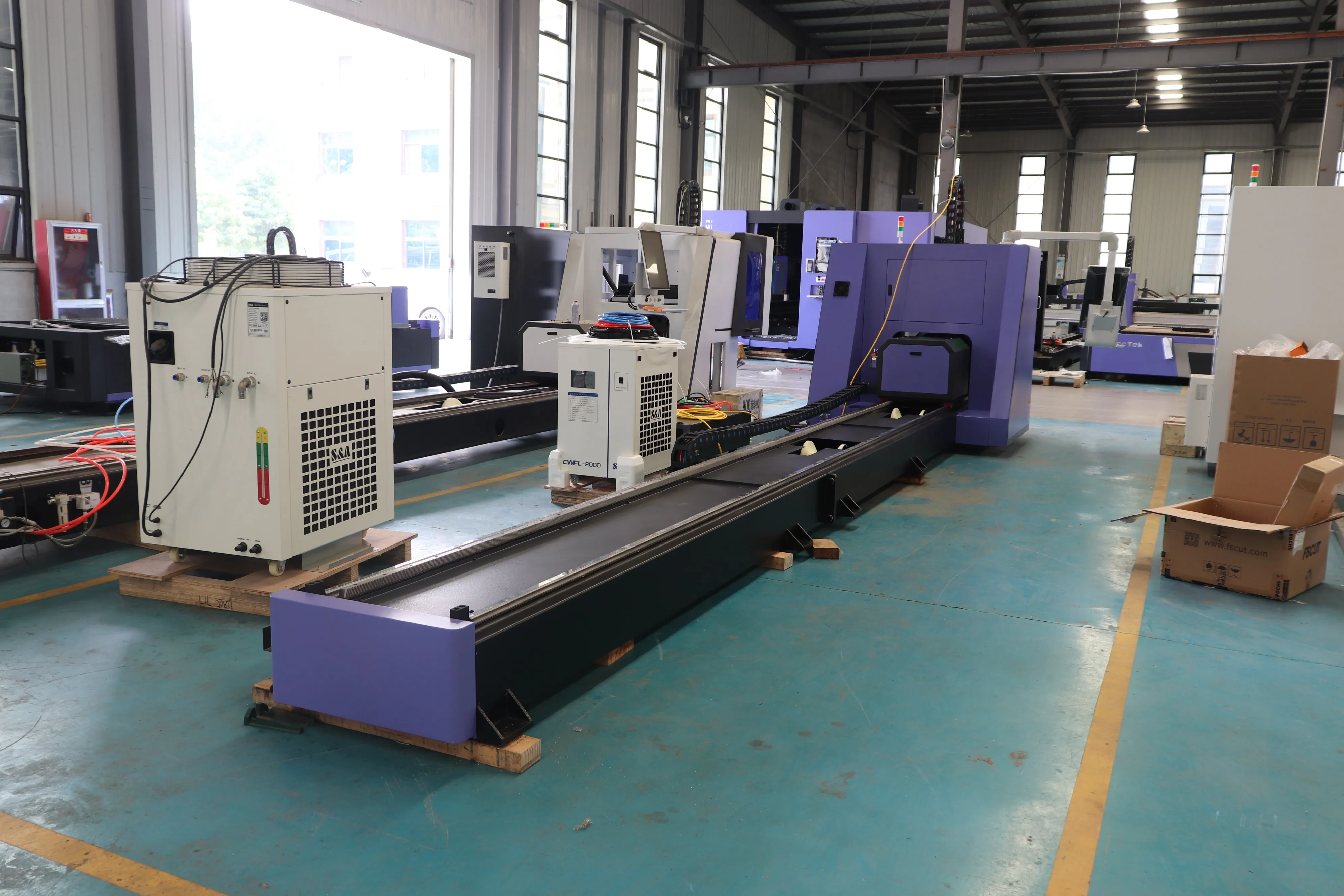 3M 6M 9m Rotary CNC Laser Cutting Machine 1kw 2kw 3kw 1500watt Máquina de Corte a Laser for Metal Tube Cutting