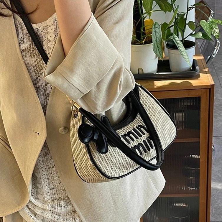 

Stylish Crossbody Bag For Women For The Woman Who Values Practicality Without Sacrificing Style