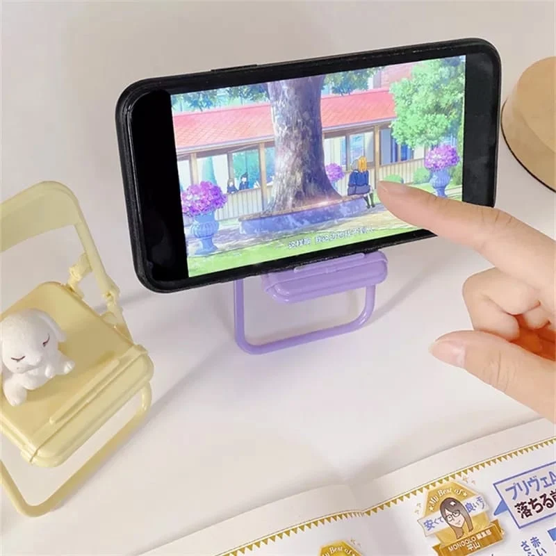 Suporte Criativo para Celular em Formato de Cadeira, Design Multiuso e Fofo para Organização e Decoração de Mesa