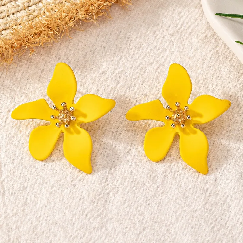 Stud Earrings Flower Element Retro Temperament Ear Accessories Holiday Party Gift OL Fashion Jewelry E482