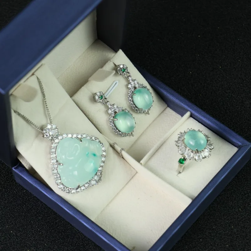 

Изысканный модный этнический стиль, комплект из трех предметов, модные украшения.